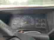 1998 GMC Sierra 1500 с VIN 2GTEC19R3W1519769, выставлен на аукционе Copart как лот 54363475 с пробегом 361 382 миль миль и Списание • Salvage title. История ставок и продаж доступна на DreamBid. Изображение 9.