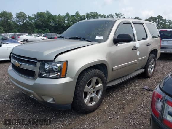 2008 Chevrolet Tahoe Special Service с VIN 1GNFK03078R277839, выставлен на аукционе IAAI как лот 42945514 с пробегом Не указан миль и . История ставок и продаж доступна на DreamBid. Изображение 2.