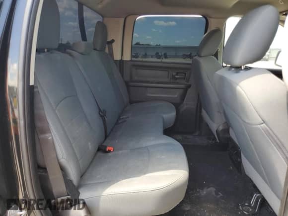 2018 Ram 1500 Tradesman z VIN 3C6RR6KG2JG225504, wystawiony jako Copart lot #56739575 z przebiegiem 137 272 mil mil oraz Szkoda całkowita • Salvage title. Historia ofert i sprzedaży dostępna na DreamBid. Obrazek 10.