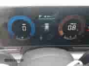 2024 Hyundai Kona SEL с VIN KM8HB3AB2RU181974, выставлен на аукционе Copart как лот 76084734 с пробегом 4 661 миль миль и На запчасти • Non repairable. История ставок и продаж доступна на DreamBid. Изображение 9.