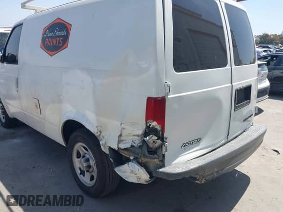 2004 Chevrolet Astro Cargo с VIN 1GCDM19X84B110316, выставлен на аукционе IAAI как лот 42068424 с пробегом 238 005 миль миль и . История ставок и продаж доступна на DreamBid. Изображение 6.