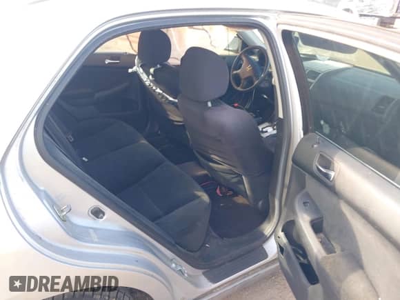 2006 Honda Accord LX with VIN 1HGCM56486A146773, listed as a IAAI auction lot 43375540 with 261,665 mi miles and . Bid and sale history available at DreamBid. Image 8.