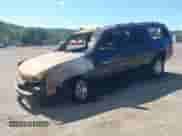 2013 Chevrolet Suburban LS z VIN 1GNSKHE78DR289158, wystawiony jako IAAI lot #43056482 z przebiegiem Nie podano mil oraz . Historia ofert i sprzedaży dostępna na DreamBid. Obrazek 2.