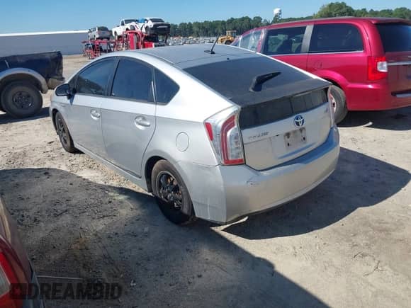 2012 Toyota Prius One с VIN JTDKN3DU2C5447039, выставлен на аукционе IAAI как лот 43096788 с пробегом 316 804 миль миль и . История ставок и продаж доступна на DreamBid. Изображение 3.