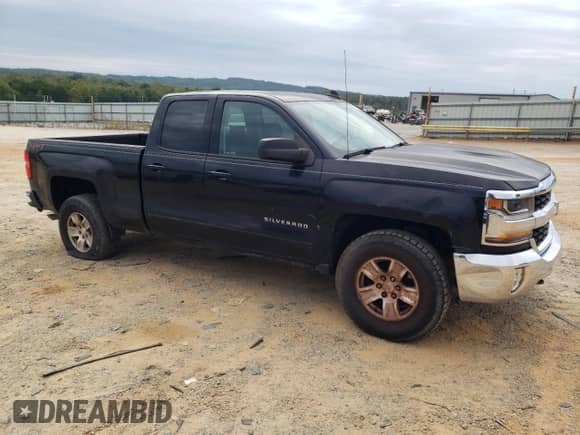 2018 Chevrolet Silverado 1500 LT с VIN 1GCVKREH2JZ363495, выставлен на аукционе Copart как лот 80777585 с пробегом 56 884 миль миль и Списание • Salvage title. История ставок и продаж доступна на DreamBid. Изображение 4.