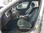 2015 BMW 3 Series 320i xDrive z VIN WBA3C3G55FNS73449, wystawiony jako Copart lot #81113395 z przebiegiem 114 878 mil mil oraz Szkoda całkowita • Salvage title. Historia ofert i sprzedaży dostępna na DreamBid. Obrazek 7.