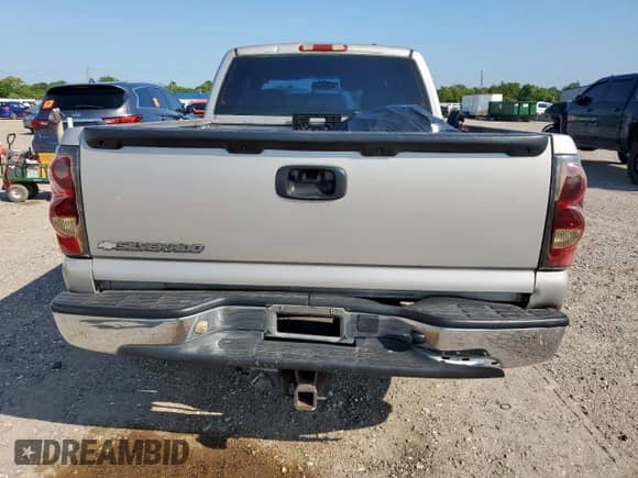 2004 Chevrolet Silverado 1500 LS with VIN 2GCEC19T041262630, listed as a Copart auction lot 69381365 with Not provided miles and Salvage title. Bid and sale history available at DreamBid. Image 6.
