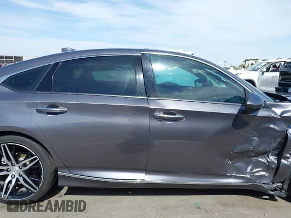 2021 Honda Accord Touring с VIN 1HGCV3F98MA010248, выставлен на аукционе IAAI как лот 42245687 с пробегом 54 718 миль миль и . История ставок и продаж доступна на DreamBid. Изображение 13.