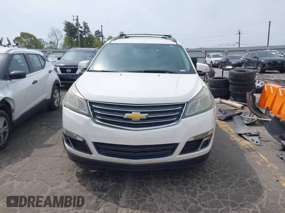 2015 Chevrolet Traverse LT с VIN 1GNKRHKDXFJ106303, выставлен на аукционе IAAI как лот 42039871 с пробегом 128 641 миль миль и . История ставок и продаж доступна на DreamBid. Изображение 12.