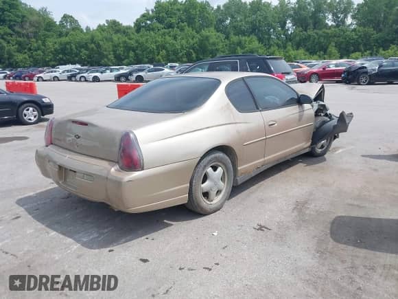 2004 Chevrolet Monte Carlo LS with VIN 2G1WW12E949340887, listed as a IAAI auction lot 39404025 with 224,193 mi miles and . Bid and sale history available at DreamBid. Image 4.