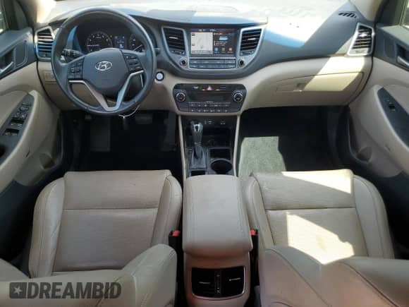 2018 Hyundai Tucson Value with VIN KM8J33A27JU745640, listed as a Copart auction lot 71830205 with 118,965 mi miles and Salvage title. Bid and sale history available at DreamBid. Image 8.