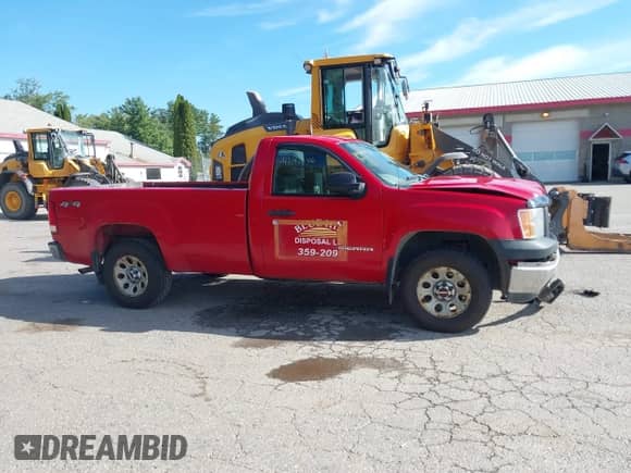 2013 GMC Sierra 1500 Work Truck z VIN 1GTN2TEX8DZ140497, wystawiony jako IAAI lot #43142246 z przebiegiem 178 636 mil mil oraz . Historia ofert i sprzedaży dostępna na DreamBid. Obrazek 13.