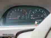 2004 Toyota Camry LE z VIN 4T1BE32K34U930804, wystawiony jako Copart lot #81278975 z przebiegiem Nie podano mil oraz Szkoda całkowita • Salvage title. Historia ofert i sprzedaży dostępna na DreamBid. Obrazek 9.