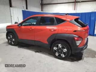 2025 Hyundai Kona SEL с VIN KM8HBCABXSU221790, выставлен на аукционе Copart как лот 84659874 с пробегом 6 003 миль миль и Чистый • Clean title. История ставок и продаж доступна на DreamBid. Изображение 2.