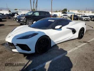 2022 Chevrolet Corvette 2LT с VIN 1G1YB3D43N5118963, выставлен на аукционе Copart как лот 90259835 с пробегом 11 239 миль миль и Списание • Salvage title. История ставок и продаж доступна на DreamBid. Изображение 1.