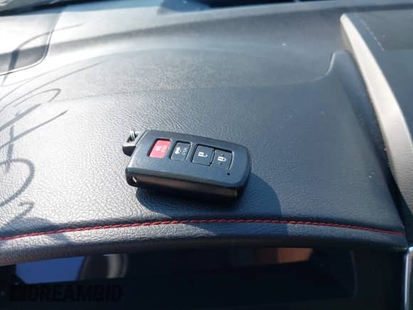 2015 Toyota Camry SE z VIN 4T1BF1FK7FU952691, wystawiony jako IAAI lot #42996654 z przebiegiem 85 633 mil mil oraz . Historia ofert i sprzedaży dostępna na DreamBid. Obrazek 11.