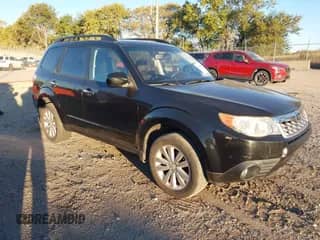 2013 Subaru Forester X Premium с VIN JF2SHADC6DH445492, выставлен на аукционе IAAI как лот 43478485 с пробегом 176 470 миль миль и . История ставок и продаж доступна на DreamBid. Изображение 1.