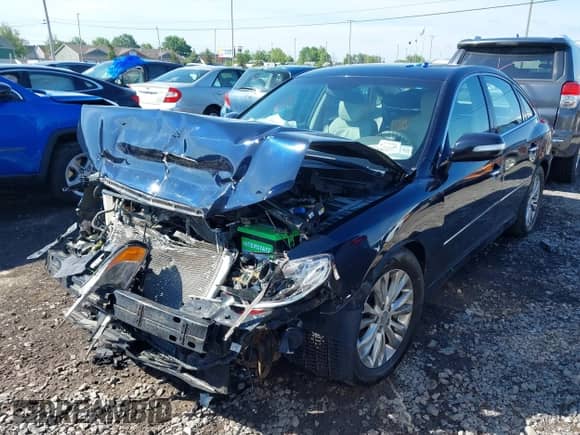 2011 Hyundai Azera Limited с VIN KMHFC4DF9BA518236, выставлен на аукционе IAAI как лот 42376258 с пробегом 138 132 миль миль и . История ставок и продаж доступна на DreamBid. Изображение 17.