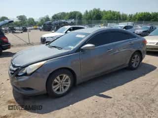 2013 Hyundai Sonata GLS z VIN 5NPEB4ACXDH687917, wystawiony jako Copart lot #59172835 z przebiegiem 119 957 mil mil oraz Szkoda całkowita • Salvage title. Historia ofert i sprzedaży dostępna na DreamBid. Obrazek 1.