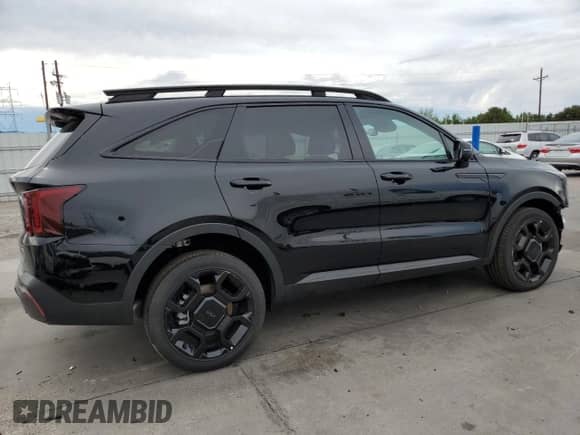 2025 Kia Sorento X-Line SX with VIN 5XYRKDJF8SG319493, listed as a Copart auction lot 63344945 with 1,822 mi miles and Salvage title. Bid and sale history available at DreamBid. Image 3.