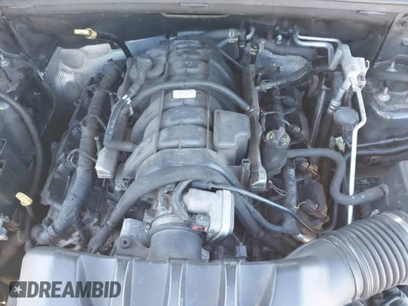 2013 Jeep Grand Cherokee Limited z VIN 1C4RJFBT8DC657129, wystawiony jako IAAI lot #43372561 z przebiegiem 157 836 mil mil oraz . Historia ofert i sprzedaży dostępna na DreamBid. Obrazek 10.