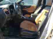 2019 Chevrolet Equinox Premier z VIN 2GNAXXEV5K6121010, wystawiony jako Copart lot #86289035 z przebiegiem 104 721 mil mil oraz Szkoda całkowita • Salvage title. Historia ofert i sprzedaży dostępna na DreamBid. Obrazek 7.