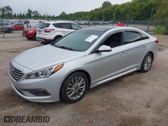 2015 Hyundai Sonata Sport с VIN 5NPE34AF5FH088174, выставлен на аукционе IAAI как лот 43134480 с пробегом 174 275 миль миль и . История ставок и продаж доступна на DreamBid. Изображение 18.
