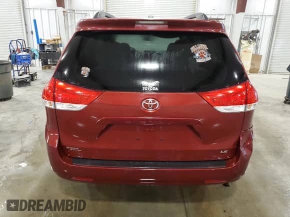 2014 Toyota Sienna LE AAS with VIN 5TDKK3DCXES461817, listed as a Copart auction lot 71806975 with 187,895 mi miles and Non repairable. Bid and sale history available at DreamBid. Image 6.