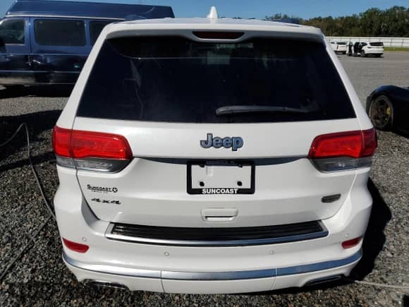 2021 Jeep Grand Cherokee Summit с VIN 1C4RJFJT9MC727660, выставлен на аукционе Copart как лот 74756814 с пробегом Не указан миль и Списание • Salvage title. История ставок и продаж доступна на DreamBid. Изображение 6.