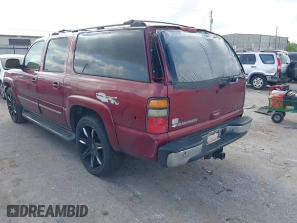 2005 Chevrolet Suburban LT with VIN 3GNEC16ZX5G234794, listed as a IAAI auction lot 42098779 with 266,052 mi miles and . Bid and sale history available at DreamBid. Image 3.