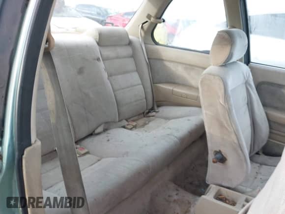 1992 Honda Accord with VIN 1HGCB7150NA008807, listed as a IAAI auction lot 43508118 with 323,266 mi miles and . Bid and sale history available at DreamBid. Image 8.