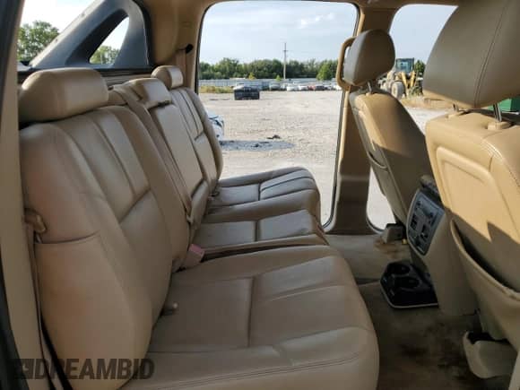 2011 Chevrolet Avalanche LT с VIN 3GNTKFE30BG108816, выставлен на аукционе Copart как лот 71728935 с пробегом Не указан миль и Списание • Salvage title. История ставок и продаж доступна на DreamBid. Изображение 11.