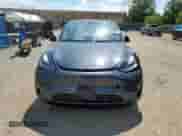 2024 Tesla Model Y Long Range with VIN 7SAYGDEE6RF131123, listed as a Copart auction lot 70685005 with 10,032 mi miles and Salvage title. Bid and sale history available at DreamBid. Image 5.