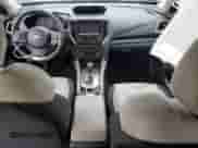 2024 Subaru Forester z VIN JF2SKABC6RH511597, wystawiony jako Copart lot #66217175 z przebiegiem 17 008 mil mil oraz Szkoda całkowita • Salvage title. Historia ofert i sprzedaży dostępna na DreamBid. Obrazek 8.