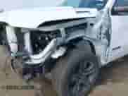 2023 Ram 1500 Lone Star z VIN 1C6RREBT8PN553095, wystawiony jako IAAI lot #41647688 z przebiegiem 18 574 mil mil oraz . Historia ofert i sprzedaży dostępna na DreamBid. Obrazek 21.