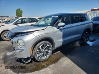 2024 Mitsubishi Outlander SE with VIN JA4J4VA81RZ079451, listed as a Copart auction lot 65905585 with 34,442 mi miles and Non repairable. Bid and sale history available at DreamBid. Image 1.