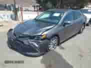 2023 Toyota Camry LE z VIN 4T1C11AK8PU106694, wystawiony jako IAAI lot #42902448 z przebiegiem 100 034 mil mil oraz . Historia ofert i sprzedaży dostępna na DreamBid. Obrazek 17.