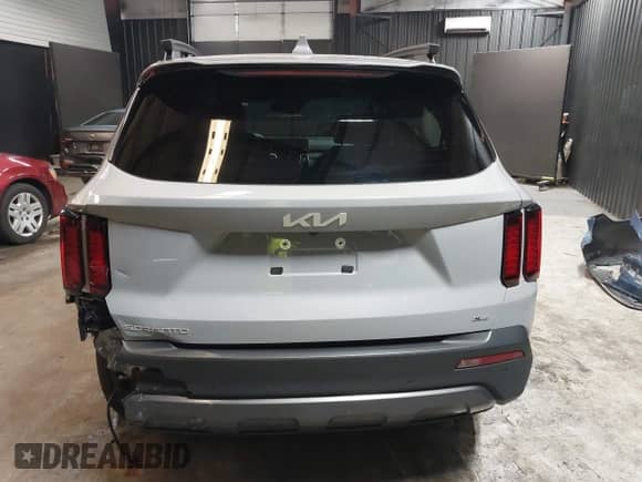2023 Kia Sorento X-Line EX with VIN 5XYRHDLF4PG247484, listed as a IAAI auction lot 42482714 with 24,692 mi miles and . Bid and sale history available at DreamBid. Image 16.