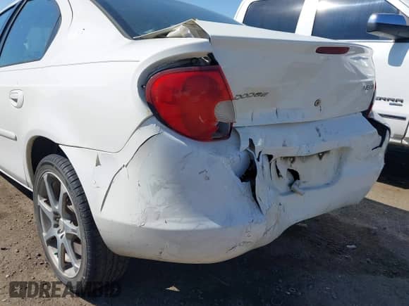 2002 Dodge Neon with VIN 1B3ES26C62D513215, listed as a IAAI auction lot 42655875 with 218,079 mi miles and . Bid and sale history available at DreamBid. Image 13.