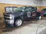 2018 Chevrolet Silverado 1500 LT с VIN 1GCVKREH3JZ188075, выставлен на аукционе Copart как лот 42830315 с пробегом 112 116 миль миль и Списание • Salvage title. История ставок и продаж доступна на DreamBid. Изображение 1.