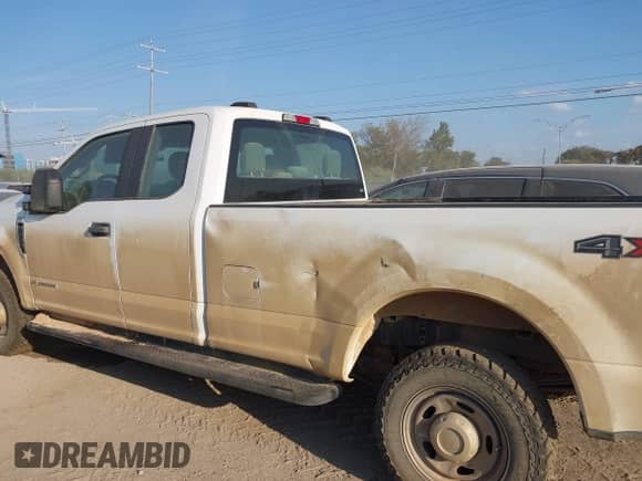 2021 Ford F-250 XLT с VIN 1FT7X2BTXMEC68754, выставлен на аукционе IAAI как лот 43467817 с пробегом 143 187 миль миль и . История ставок и продаж доступна на DreamBid. Изображение 14.