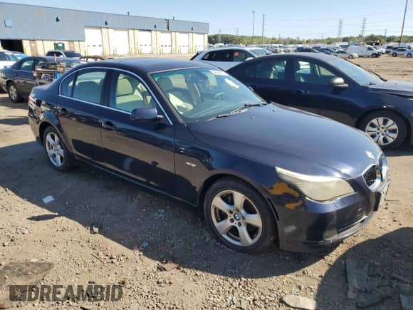 2008 BMW 5 Series 535xi z VIN WBANV93518CW55780, wystawiony jako Copart lot #84628405 z przebiegiem 183 434 mil mil oraz Czysty tytuł • Clean title. Historia ofert i sprzedaży dostępna na DreamBid. Obrazek 4.