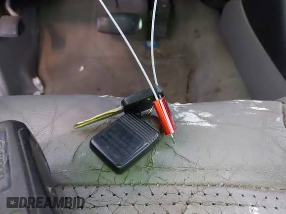 1998 Ford Explorer XLT с VIN 1FMZU35P2WZA90450, выставлен на аукционе IAAI как лот 42242629 с пробегом 179 513 миль миль и . История ставок и продаж доступна на DreamBid. Изображение 11.