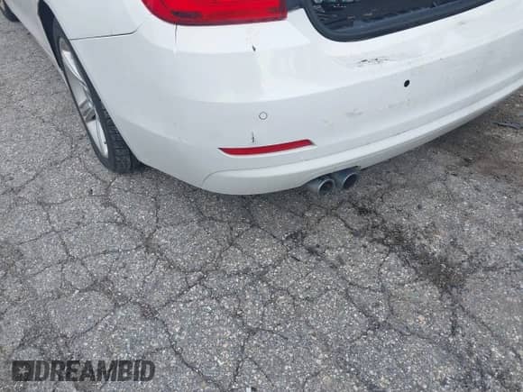 2015 BMW 4 Series 428i with VIN WBA3N3C56FK232443, listed as a IAAI auction lot 39235619 with 134,041 mi miles and . Bid and sale history available at DreamBid. Image 12.