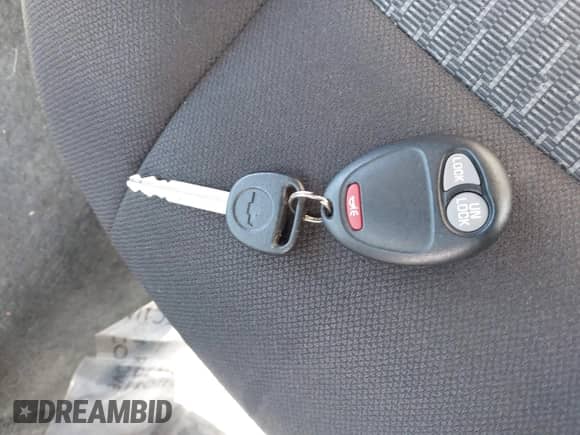 2011 Chevrolet Colorado 1LT z VIN 1GCHTCFE5B8113848, wystawiony jako IAAI lot #42781184 z przebiegiem 64 485 mil mil oraz . Historia ofert i sprzedaży dostępna na DreamBid. Obrazek 11.