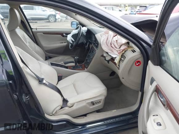 2007 Volvo S60 2.5L Turbo с VIN YV1RS592672623537, выставлен на аукционе IAAI как лот 43030559 с пробегом 171 530 миль миль и . История ставок и продаж доступна на DreamBid. Изображение 5.