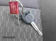 2008 Chevrolet Colorado 2LT z VIN 1GCDS43E988231986, wystawiony jako IAAI lot #42443017 z przebiegiem 161 862 mil mil oraz . Historia ofert i sprzedaży dostępna na DreamBid. Obrazek 11.