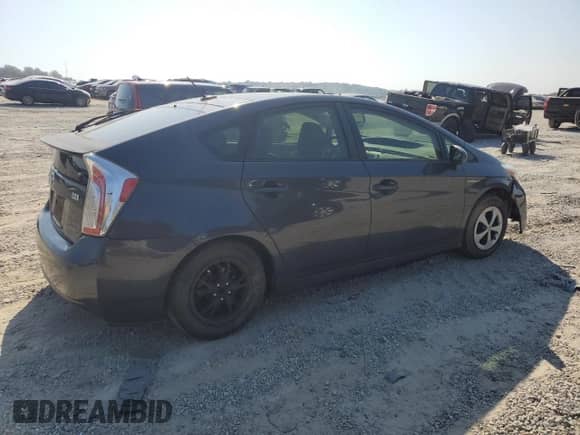 2013 Toyota Prius Two with VIN JTDKN3DUXD1656926, listed as a Copart auction lot 83800405 with 252,081 mi miles and Salvage title. Bid and sale history available at DreamBid. Image 3.