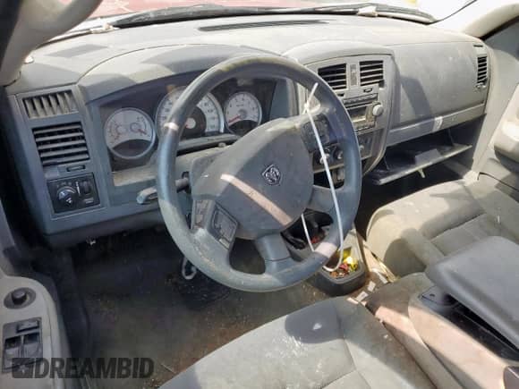 2006 Dodge Dakota SLT с VIN 1D7HE42K16S707590, выставлен на аукционе Copart как лот 83998715 с пробегом 150 312 миль миль и Списание • Salvage title. История ставок и продаж доступна на DreamBid. Изображение 8.