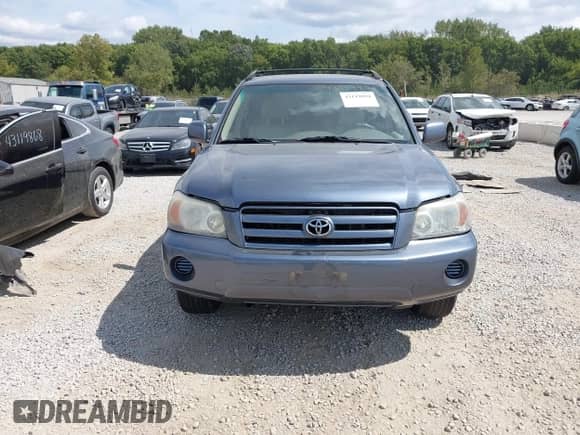 2005 Toyota Highlander с VIN JTEEP21A550115801, выставлен на аукционе IAAI как лот 43119894 с пробегом 153 928 миль миль и . История ставок и продаж доступна на DreamBid. Изображение 13.